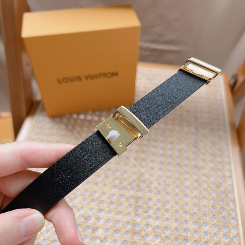 l0vis Vvtt0n belts